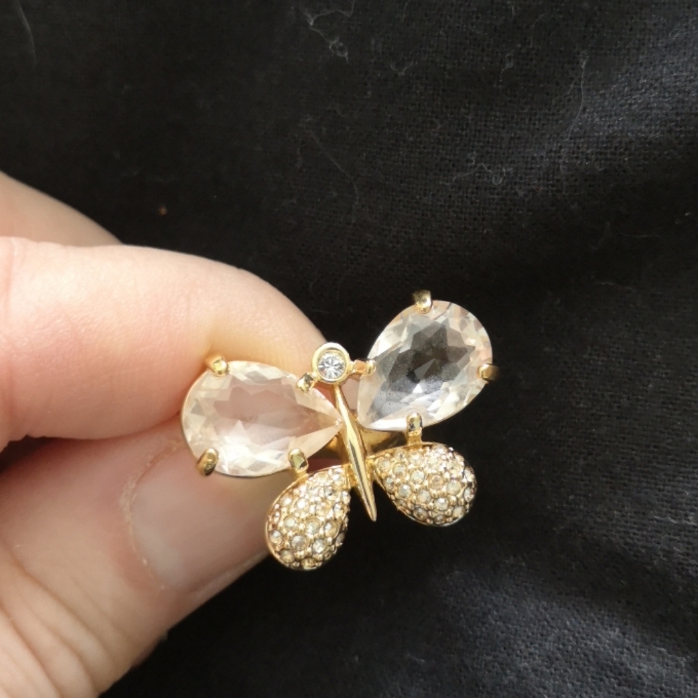 Ring - Picture 2 of 3